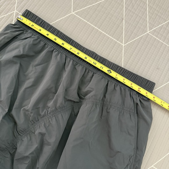 Lululemon High-Rise Ruched Mini Skirt Size XL Army Green - Picture 9 of 10